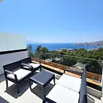 Apartment Blue Horizon And Seaside Serenity *