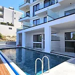Blue Horizon And Seaside Serenity Apartment Sarande