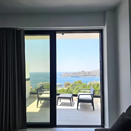 Blue Horizon And Seaside Serenity Apartament