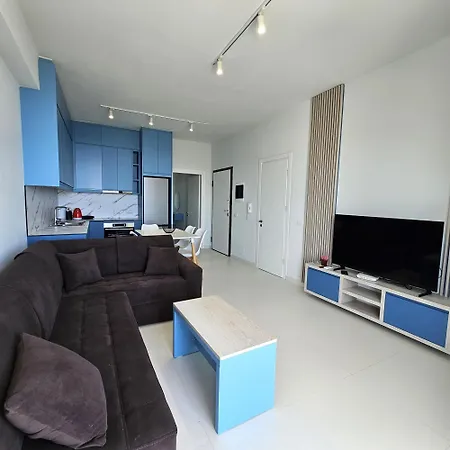 Appartement Blue Horizon And Seaside Serenity *